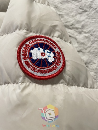 מעיל פוך קל Canada Goose עם ברדס, שמנת, שחור 21