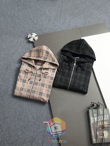 קפוצ'ון רוכסן Burberry במשבצות, בז', שחור 26