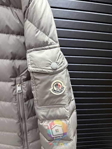 מעיל פוך קל Moncler עם קפוצ'ון, בארבעה גוונים, תמונה 14