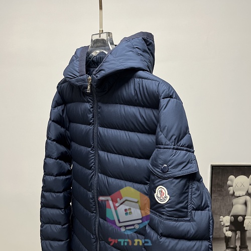 מעיל פוך קל Moncler עם קפוצ'ון, בארבעה גוונים, תמונה 17