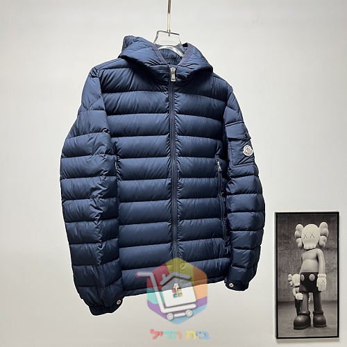 מעיל פוך קל Moncler עם קפוצ'ון, בארבעה גוונים, תמונה 21