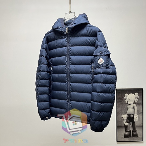 מעיל פוך קל Moncler עם קפוצ'ון, בארבעה גוונים, תמונה 23