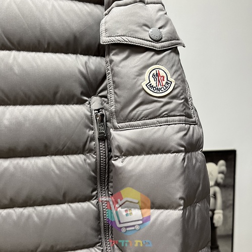 מעיל פוך קל Moncler עם קפוצ'ון, בארבעה גוונים, תמונה 26