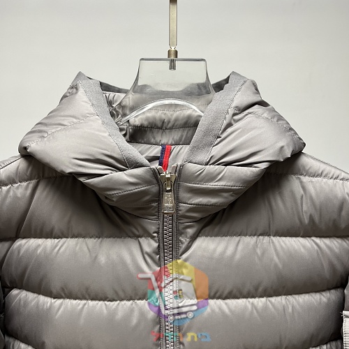 מעיל פוך קל Moncler עם קפוצ'ון, בארבעה גוונים, תמונה 28