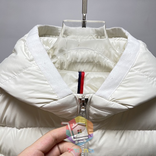 מעיל פוך קל Moncler עם קפוצ'ון, בארבעה גוונים, תמונה 37