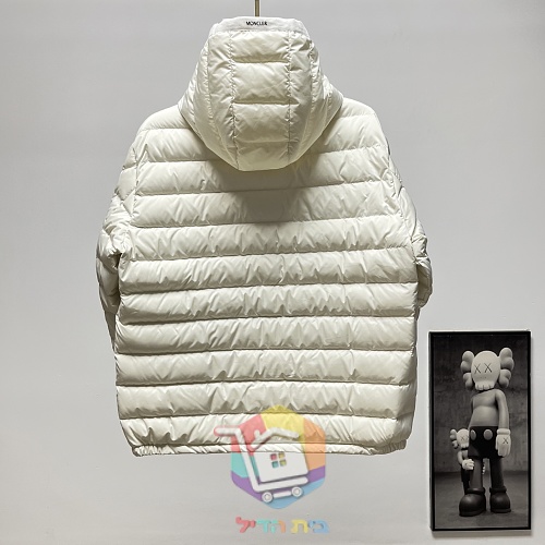 מעיל פוך קל Moncler עם קפוצ'ון, בארבעה גוונים, תמונה 40
