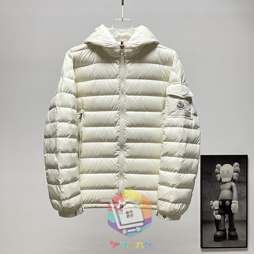 מעיל פוך קל Moncler עם קפוצ'ון, בארבעה גוונים, תמונה 42