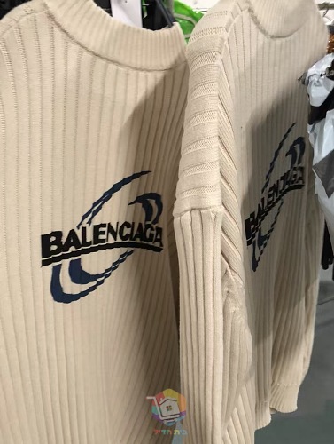 סוודר סריג צלעות Balenciaga עם חצי רוכסן ולוגו בגב, שמנת, תמונה 7