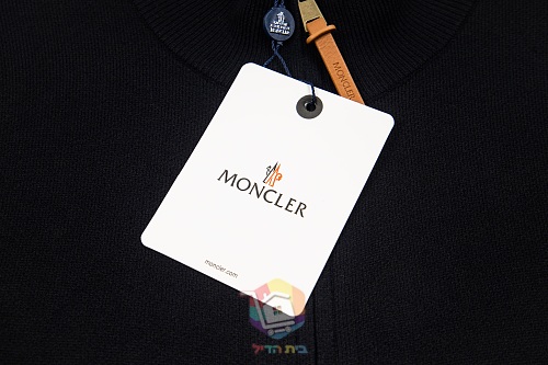 קרדיגן סרוג עם רוכסן Moncler ופאץ' לוגו בשרוול, קאמל או שחור, תמונה 2
