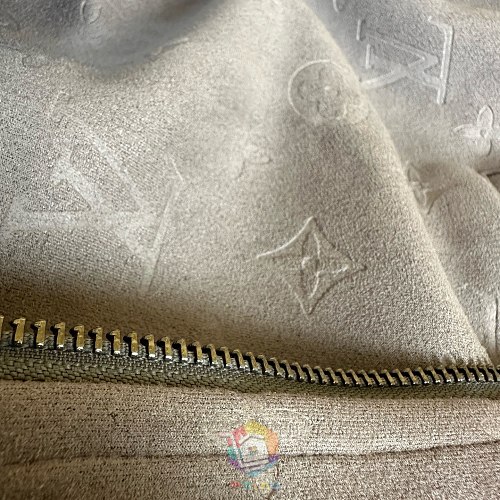 ז'קט Louis Vuitton Monogram Embossed Nubuck Blouson, אפור, ורוד או שחור, תמונה 3
