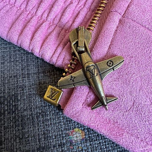 ז'קט Louis Vuitton Monogram Embossed Nubuck Blouson, אפור, ורוד או שחור, תמונה 11
