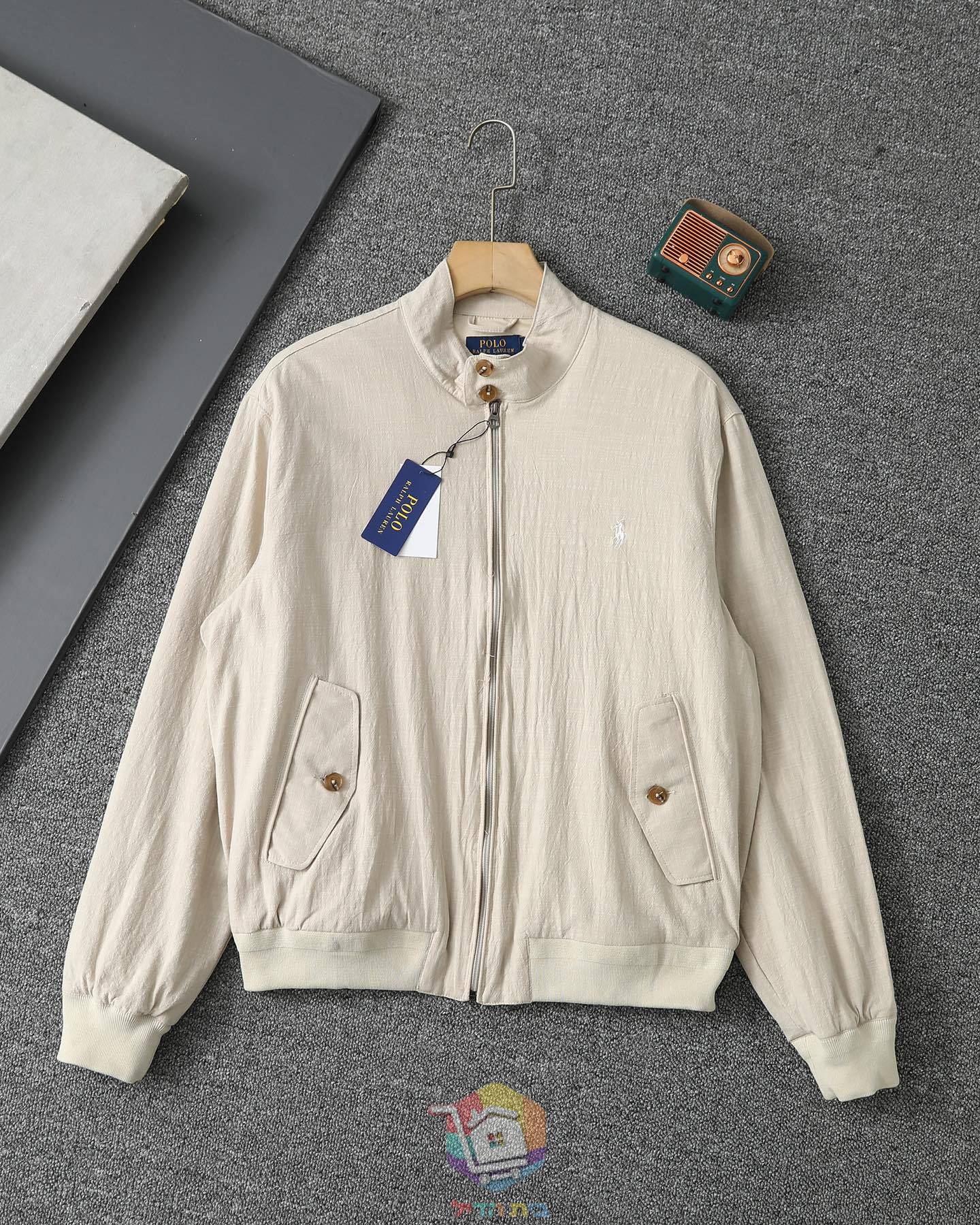 جاكيت بومبر Polo Ralph Lauren كريمي بياقة واقفة