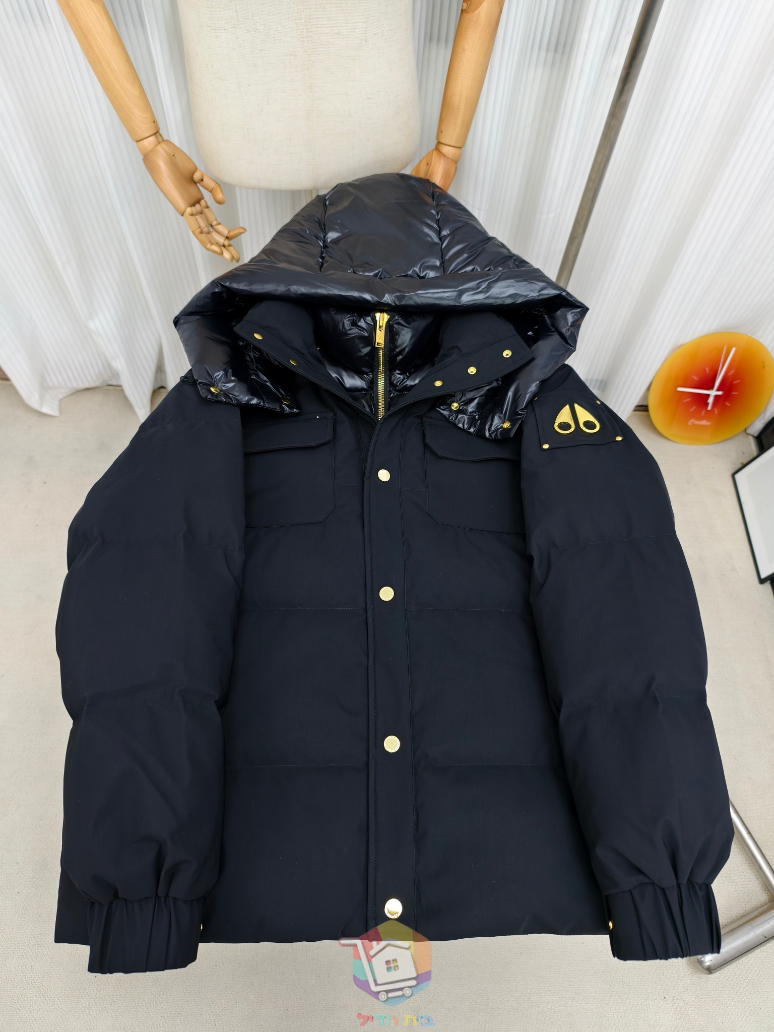 Пуховик Moose Knuckles Suthep Gold Series, чёрный
