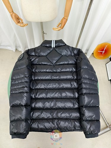 מעיל פוך קל Canada Goose עם צווארון עומד, בחמישה גוונים, תמונה 21