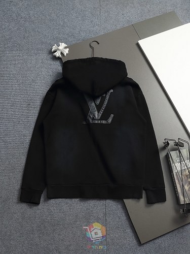 קפוצ'ון רוכסן Louis Vuitton עם לוגו גדול בחזית, אפור או שחור, תמונה 10