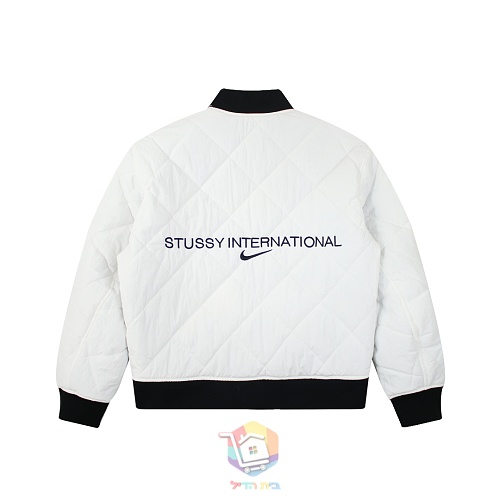 ז'קט Nike x Stüssy Reversible Varsity דו-צדדי, שחור ושמנת או ירוק זית וכתום, תמונה 14