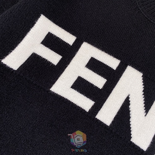 סוודר Fendi עם לוגו גדול בסריגה, שחור או שמנת, תמונה 16