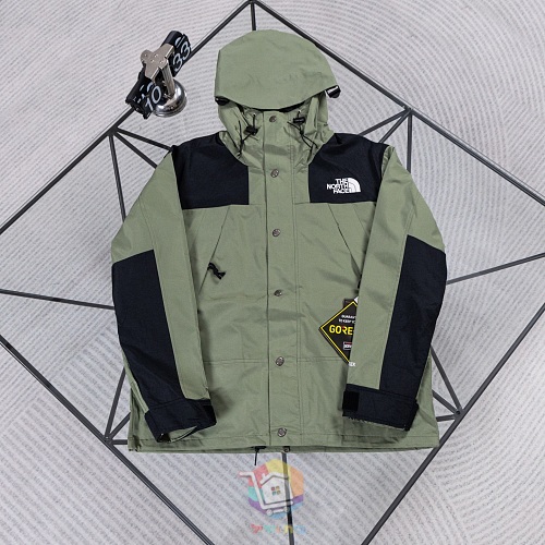 מעיל The North Face 1990 Mountain Jacket GTX, אפור בהיר ושחור או ירוק זית ושחור, תמונה 17