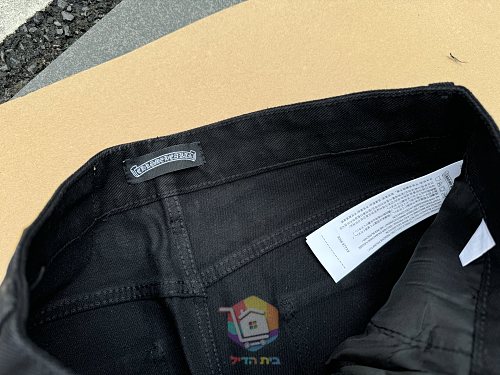 ג'ינס Chrome Hearts שחור עם טלאי לוגו, צבעוניים או לבנים, תמונה 6
