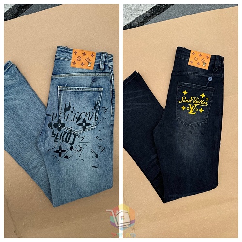 ג'ינס Louis Vuitton בגזרה מתרחבת עם נקודות צבע, שחור דהוי או כחול בהיר, תמונה 25