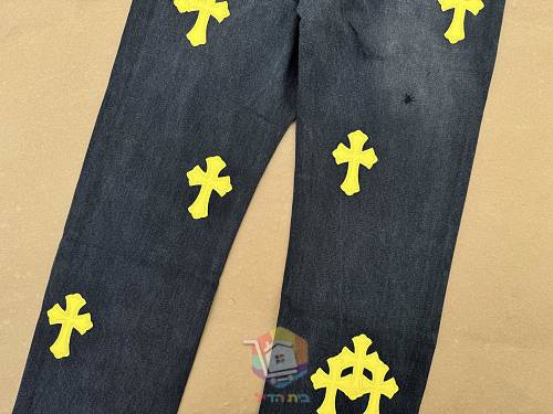 ג'ינס Chrome Hearts עם טלאי לוגו, כחול עם טלאים צבעוניים או שחור עם צהוב, תמונה 11