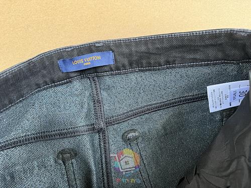 ג'ינס Louis Vuitton בגזרה ישרה, כחול כהה בשטיפה דהויה, תמונה 5