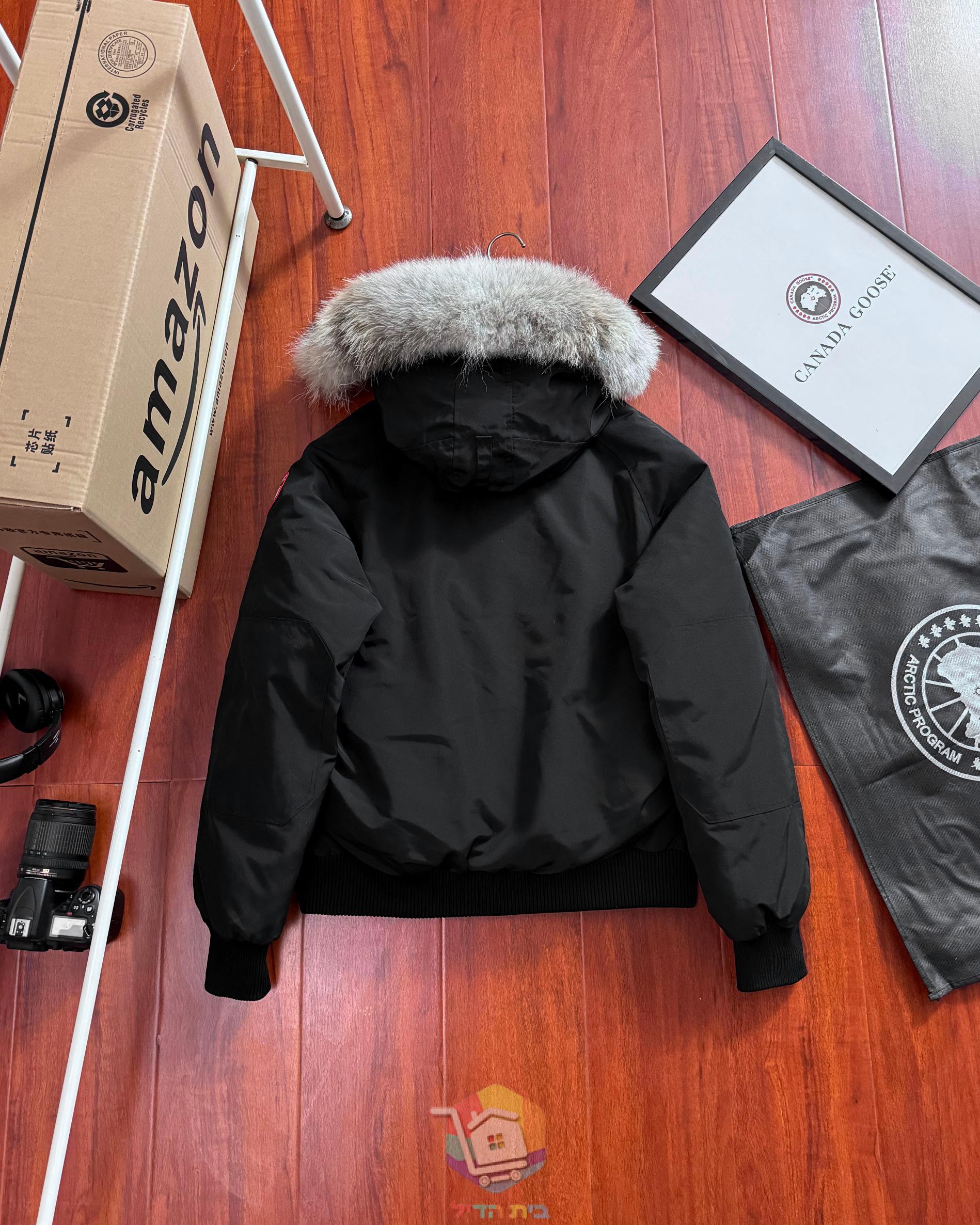 Canada Goose Chilliwack Bomber mit pelzbesetzter Kapuze, fünf Farben