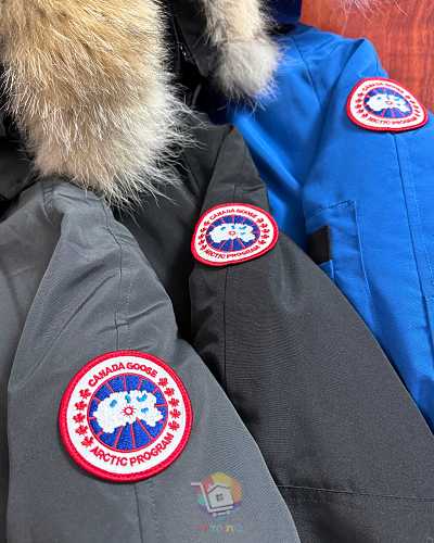 מעיל Canada Goose Chilliwack Bomber עם קפוצ'ון בשוליים פרוותיים, בחמישה גוונים, תמונה 25