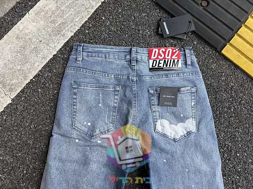 DSQUARED2 Jeans in zwei Varianten, mit Rissen und Prints 2