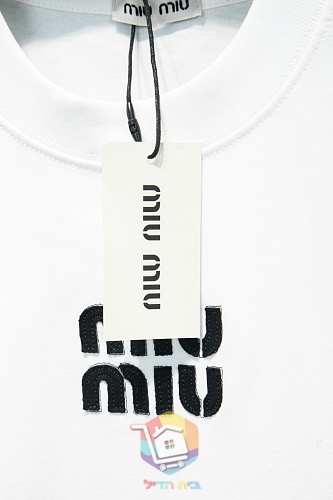 Miu Miu Oversize-T-Shirt in Schwarz und Weiß 6