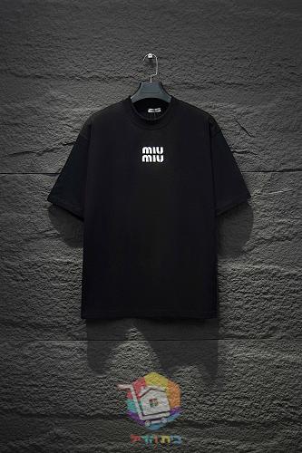 Miu Miu Oversize-T-Shirt in Schwarz und Weiß 18