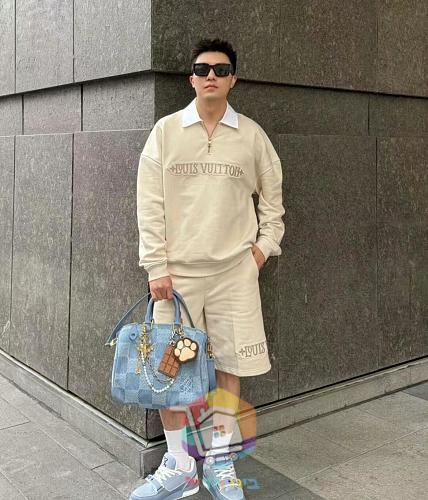Sweatshirt Louis Vuitton mit Halbreißverschluss und weißem Kragen 14