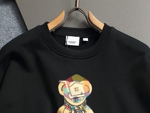 Burberry Sweatshirt mit Bärenprint 9