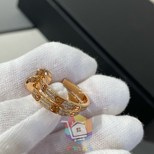 עגילי חישוק Cartier Love בשלושה גוונים 5