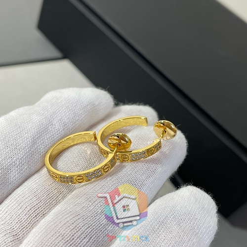 עגילי חישוק Cartier Love בשלושה גוונים 9
