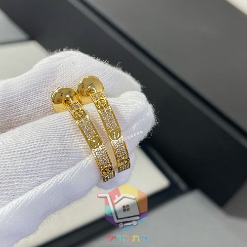עגילי חישוק Cartier Love בשלושה גוונים 11