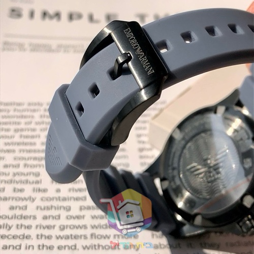 שעון Emporio Armani בסגנון צלילה, 42 מ"מ, חמש גרסאות 1