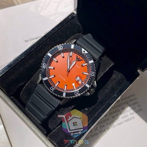 שעון Emporio Armani בסגנון צלילה, 42 מ"מ, חמש גרסאות 15