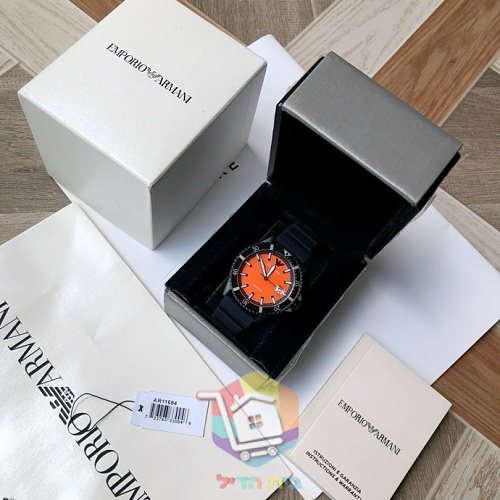 שעון Emporio Armani בסגנון צלילה, 42 מ"מ, חמש גרסאות 16