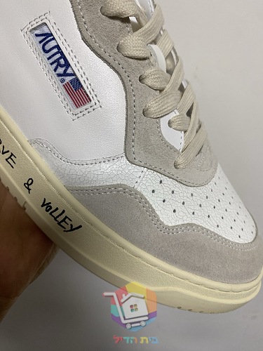Sneaker Autry Medalist mit vernähter Gummisohle 10