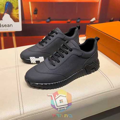 Sneaker Hermes Bouncing aus perforiertem Leder in zwei Farben 17