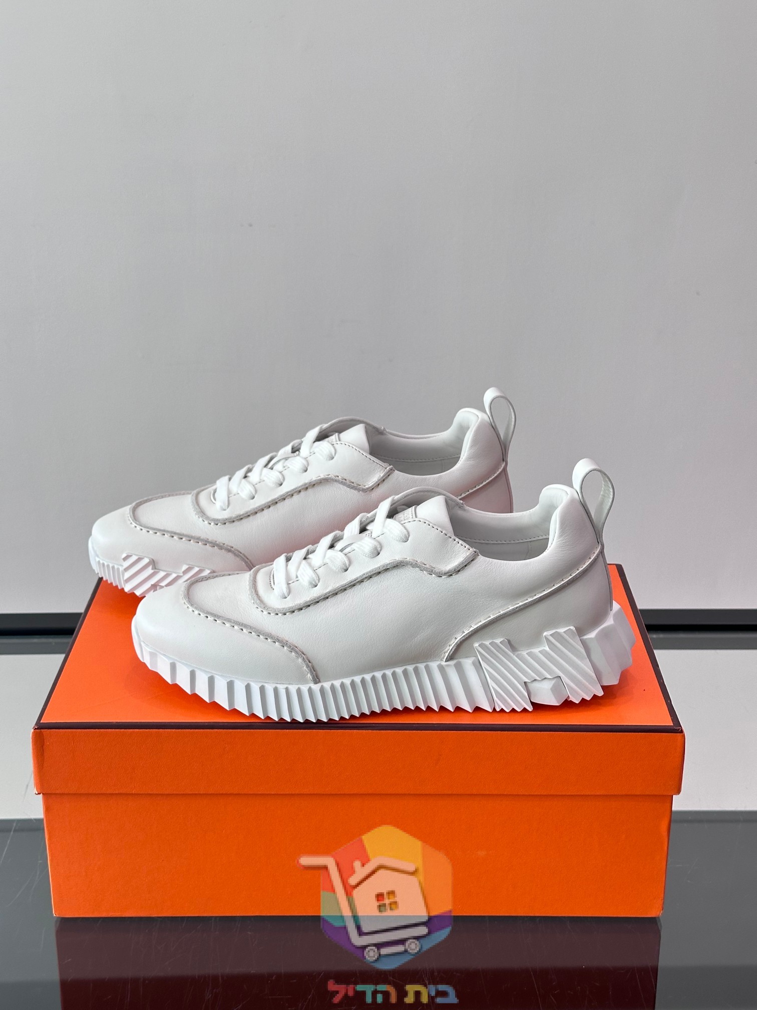 Sneaker Hermes Bouncing in drei Farben