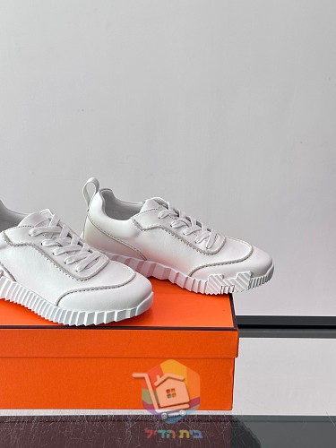 Sneaker Hermes Bouncing in drei Farben 2