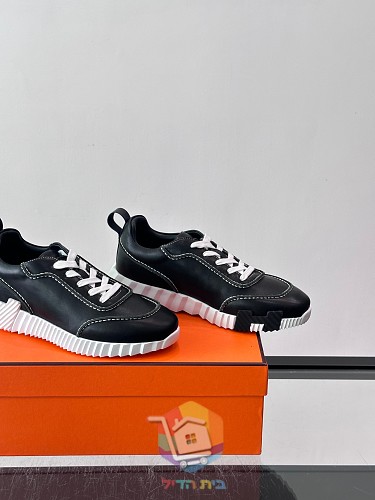 Sneaker Hermes Bouncing in drei Farben 22