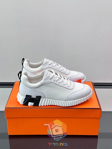 Sneaker Hermes Bouncing in Weiß und Schwarz 9