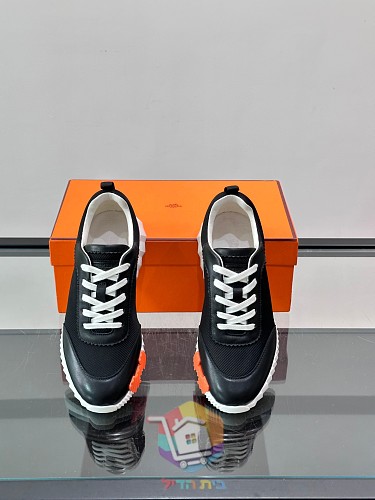 Sneaker Hermes Bouncing in Weiß und Schwarz 12