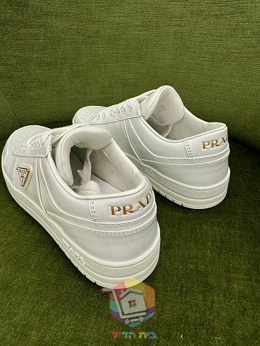 Sneaker Prada America's Cup in sechs Farben 2