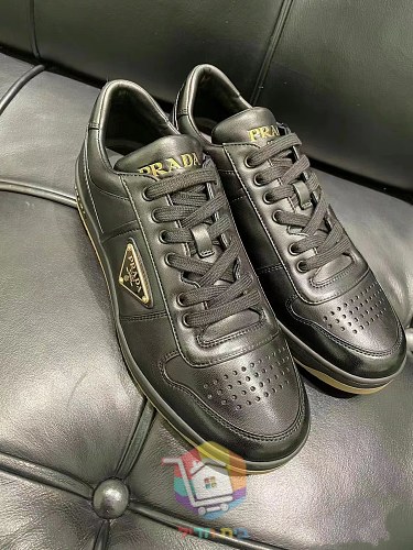 Sneaker Prada America's Cup in sechs Farben 13