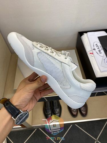 Sneaker Prada America's Cup in sechs Farben 17
