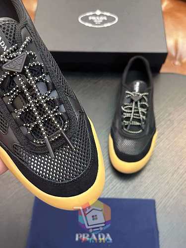 Sneaker Prada America's Cup in sechs Farben 35